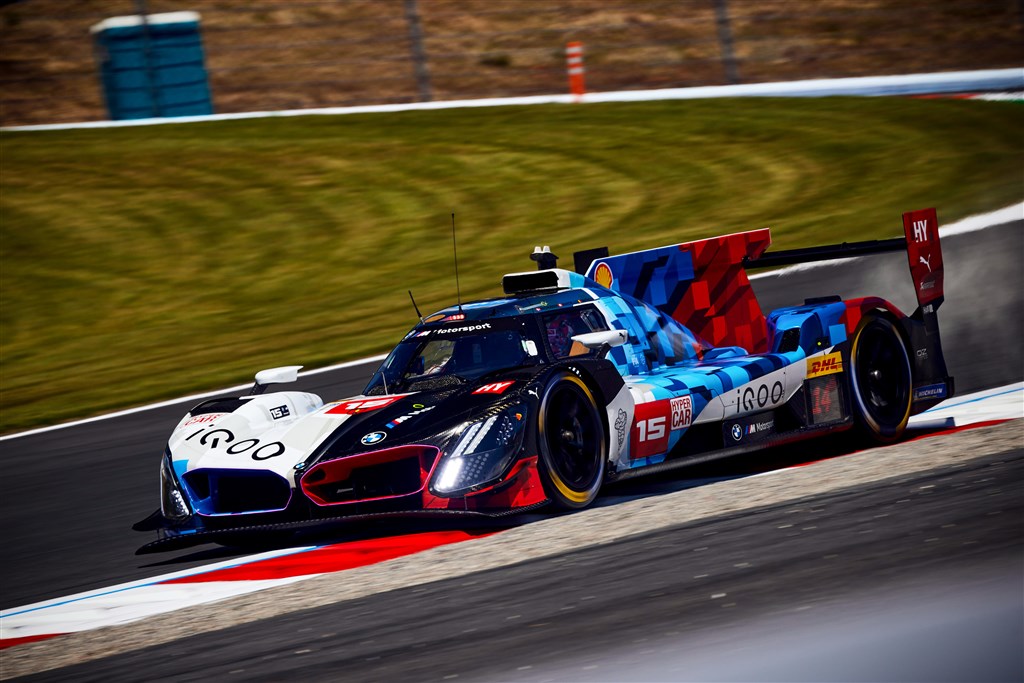 Dramatik i Japan: Kevin Magnussen sendt ud af VM-løb på Fuji. 
(Foto: BMW M Motorsport)